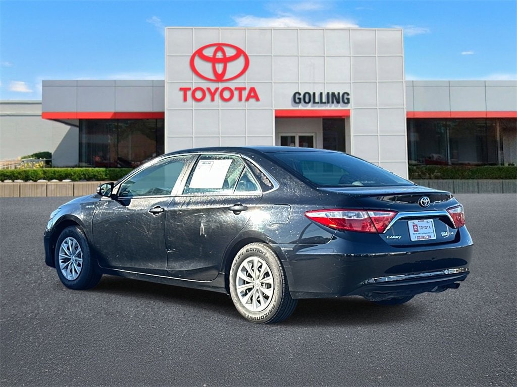 Used 2017 Toyota Camry Hybrid LE Sedan