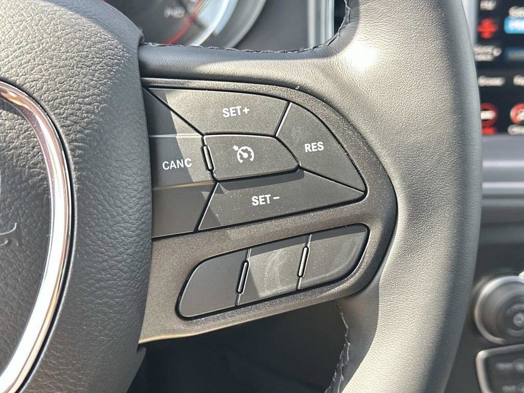 2023 Dodge Charger SXT - Photo 23