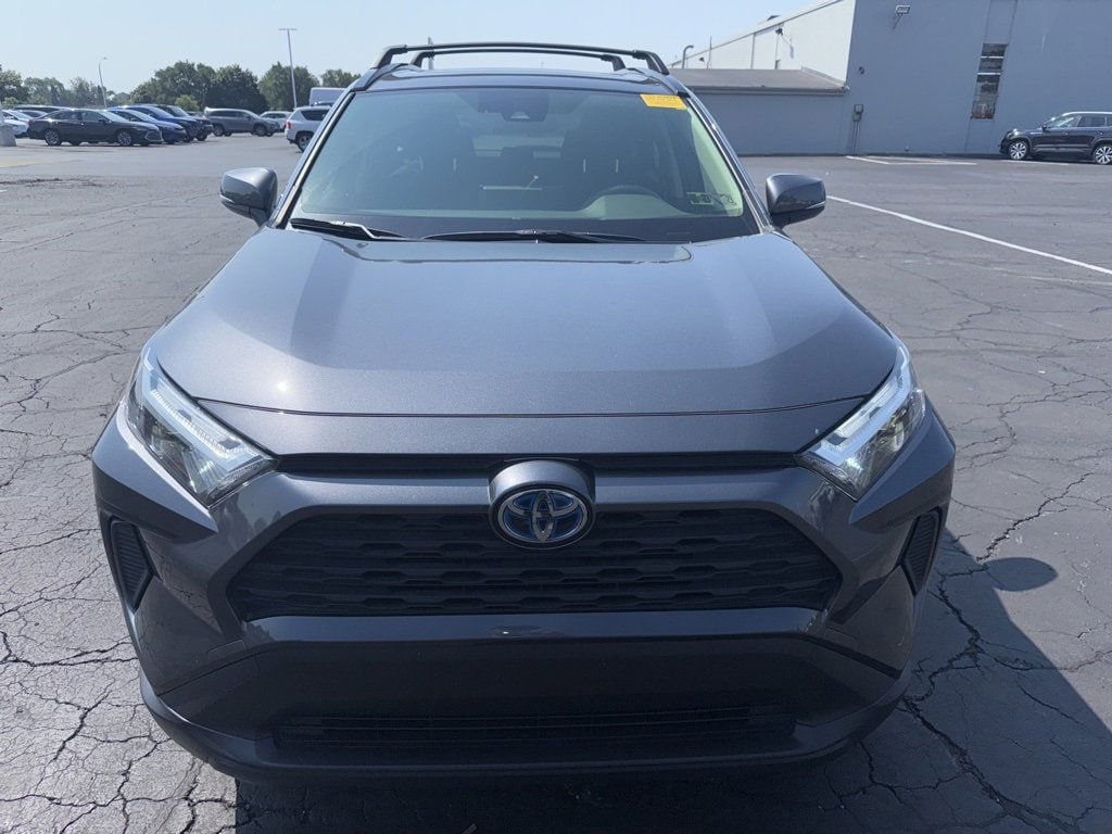 Used 2022 Toyota RAV4 XLE with VIN JTMRWRFV2ND154335 for sale in Kansas City