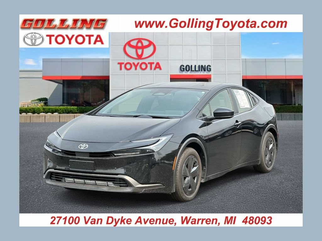 Used 2025 Toyota Prius LE Hatchback