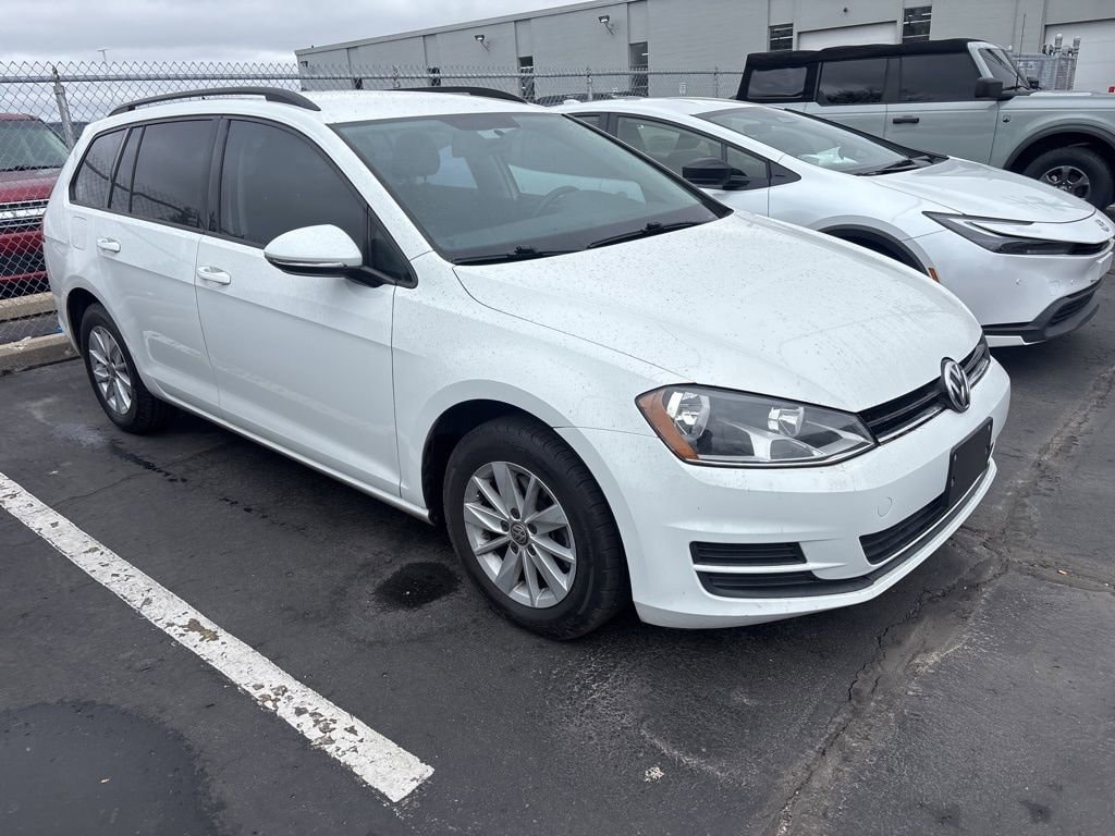 Used 2016 Volkswagen Golf Sportwagen S Wagon