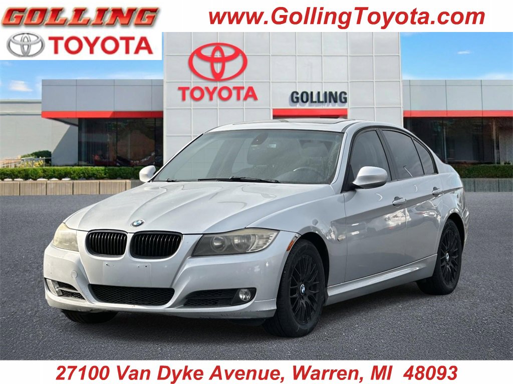 2010 BMW 3 Series 328i's photo
