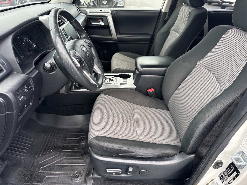 2021 Toyota 4Runner SR5 - Photo 19