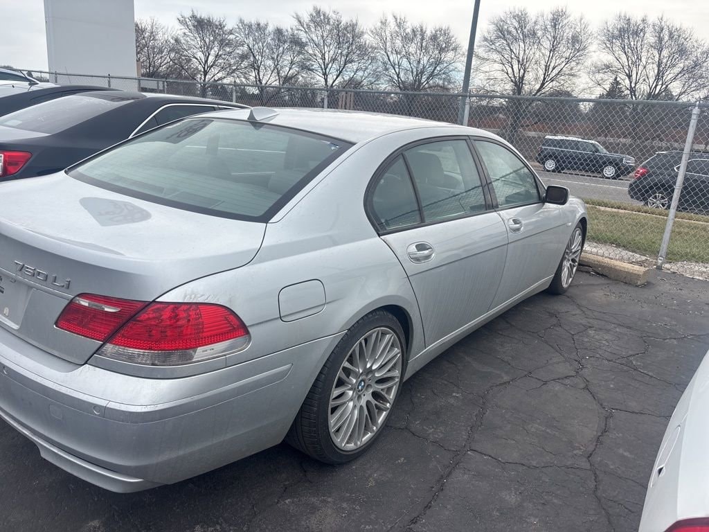 Used 2008 BMW 7 Series 750Li with VIN WBAHN835X8DT81920 for sale in Warren, MI