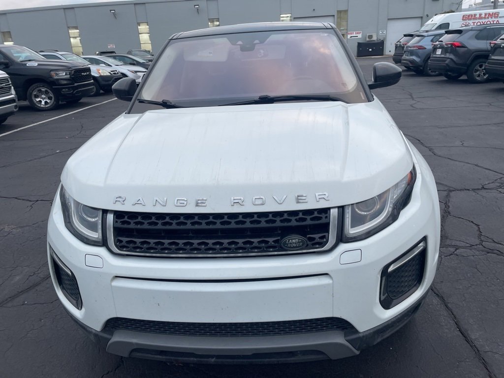 2017 Land Rover Range Rover Evoque SE photo 2