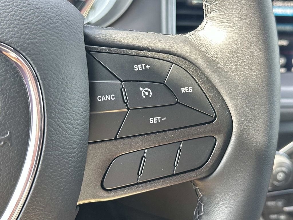 2023 Dodge Charger SXT - Photo 23
