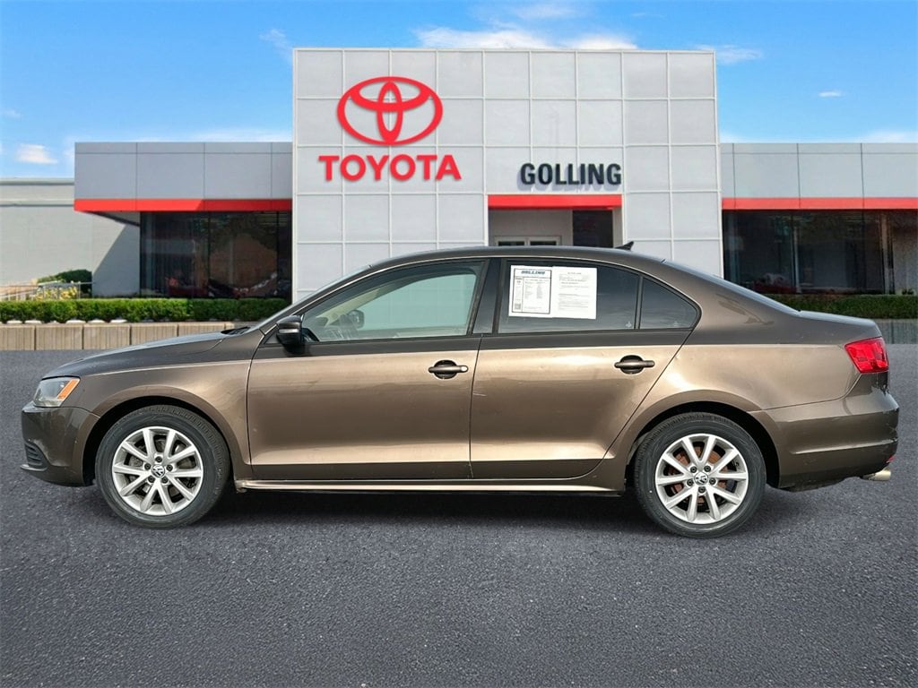 Used 2011 Volkswagen Jetta 2.5L SE Sedan