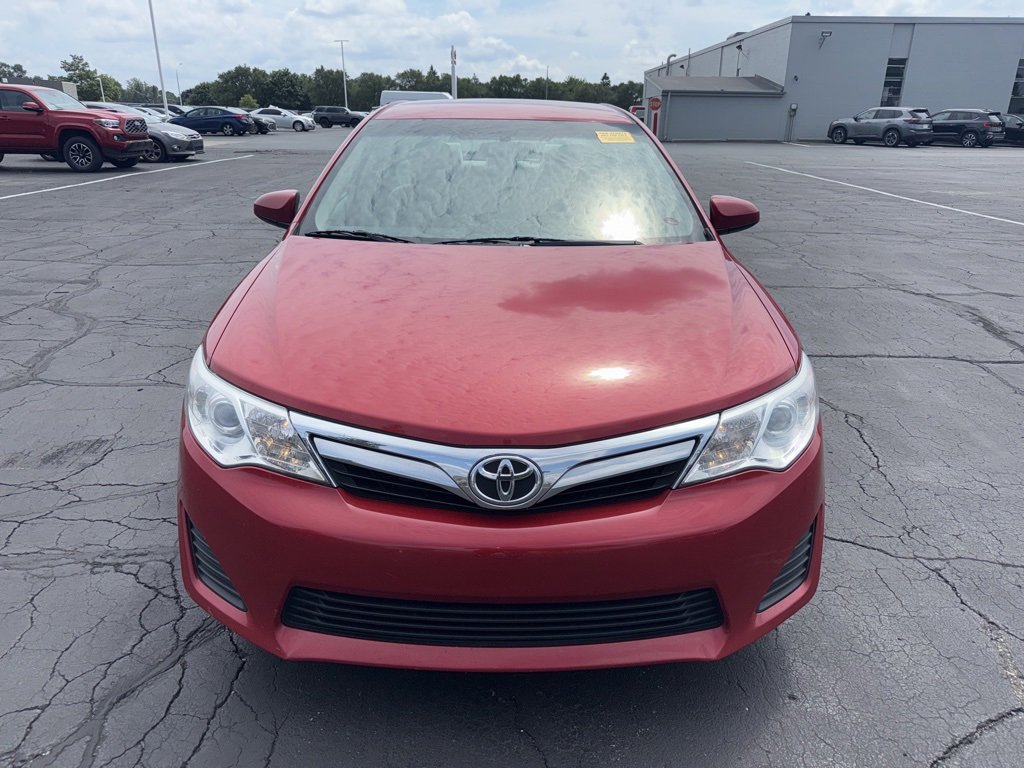Used 2014 Toyota Camry LE with VIN 4T4BF1FK3ER398750 for sale in Warren, MI