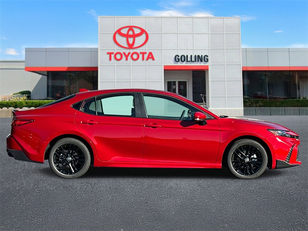 2026 Toyota Camry SE photo 2