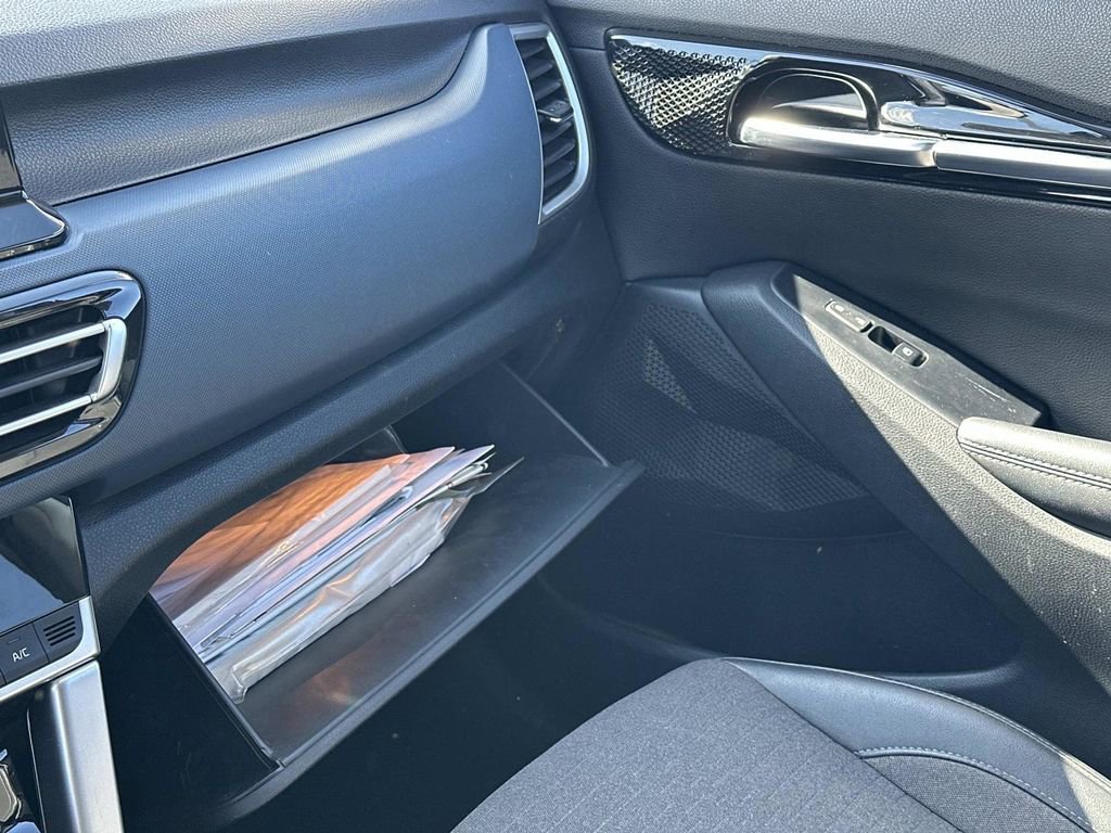 2023 Kia Seltos S - Photo 33