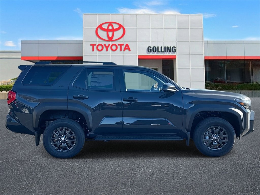 New 2025 Toyota 4Runner SR5 4WD SR5