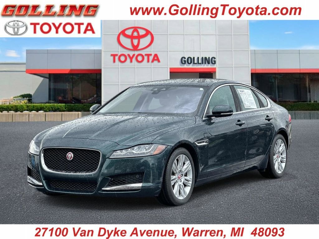2017 Jaguar XF 35t Premium's photo