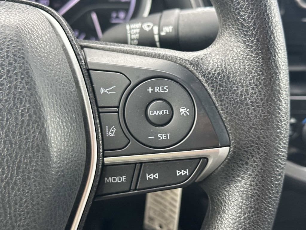 2023 Toyota Camry LE - Photo 23