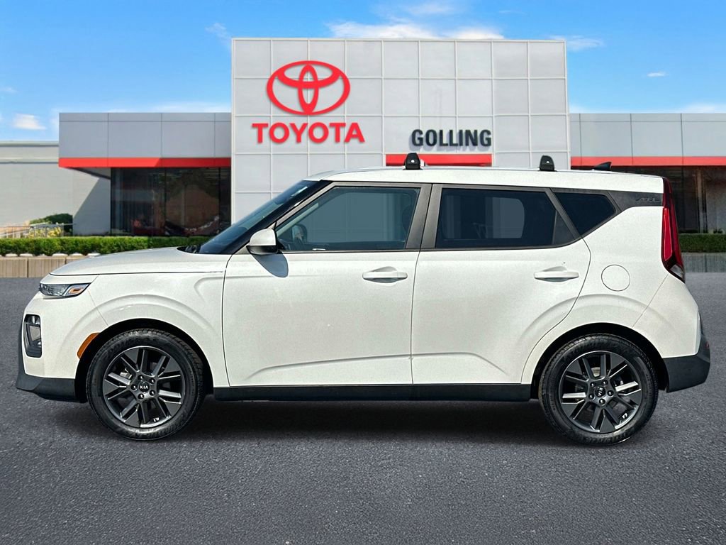 Used 2021 Kia Soul S with VIN KNDJ23AU6M7148572 for sale in Warren, MI