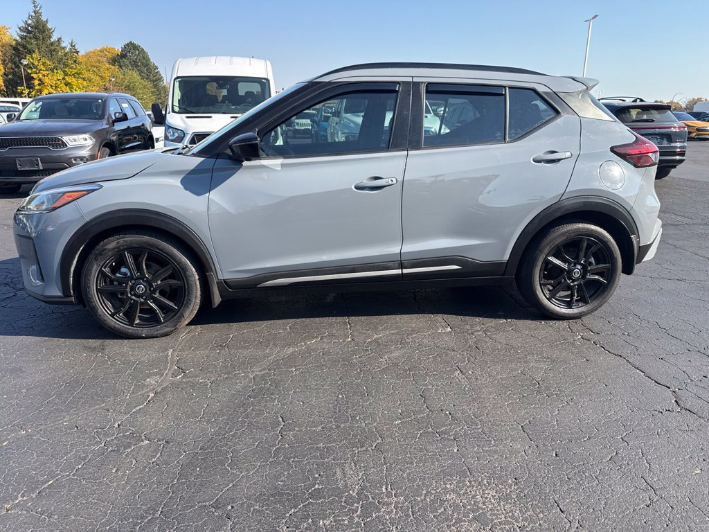  Nissan Kicks