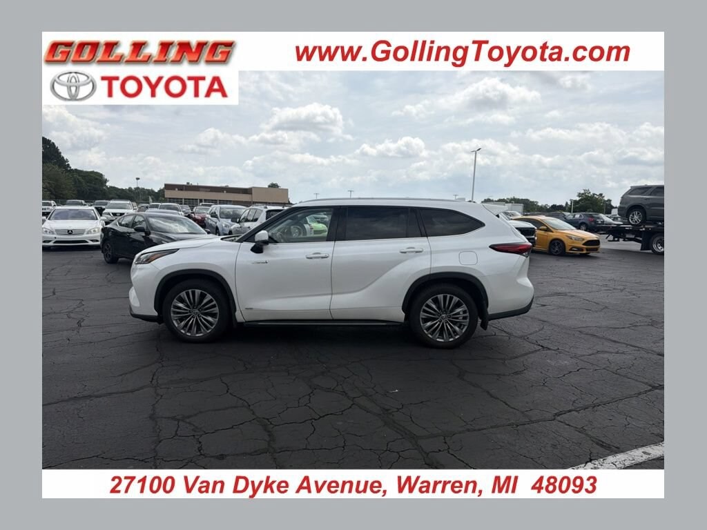 Used 2021 Toyota Highlander Hybrid Platinum Sport Utility