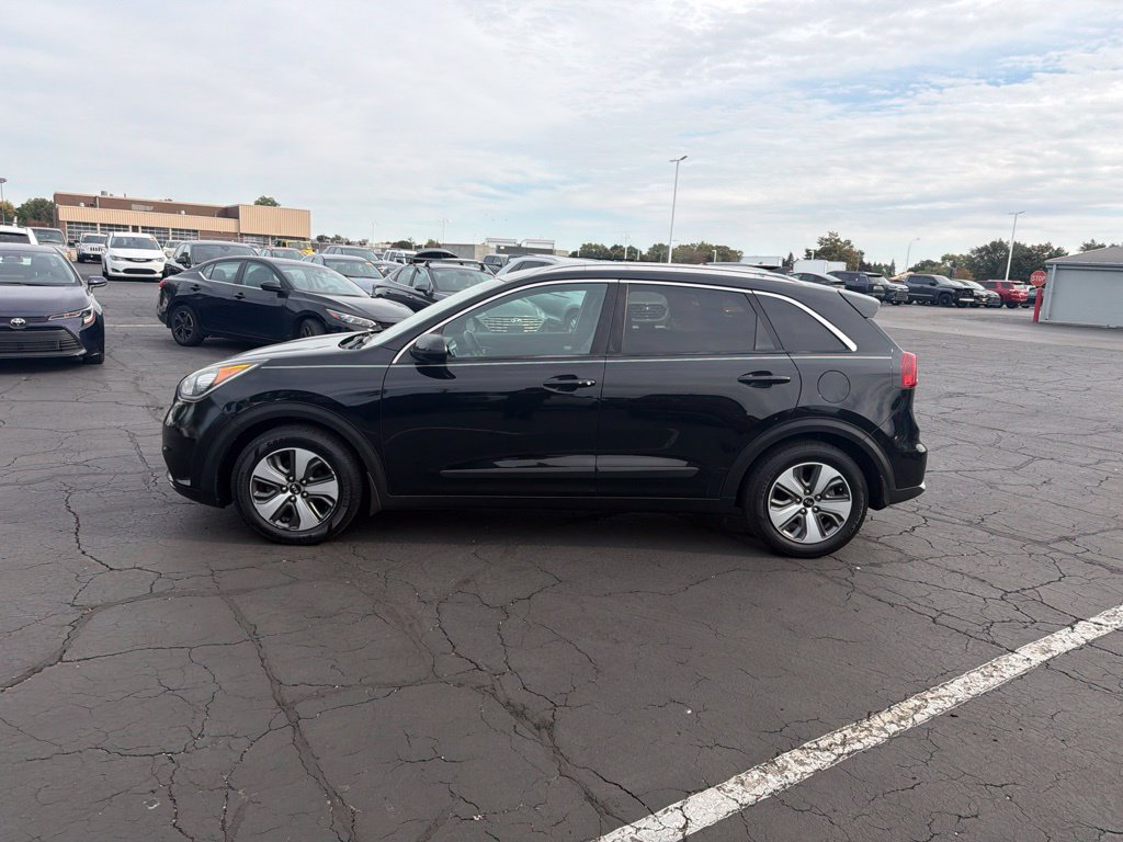 2017 Kia Niro LX