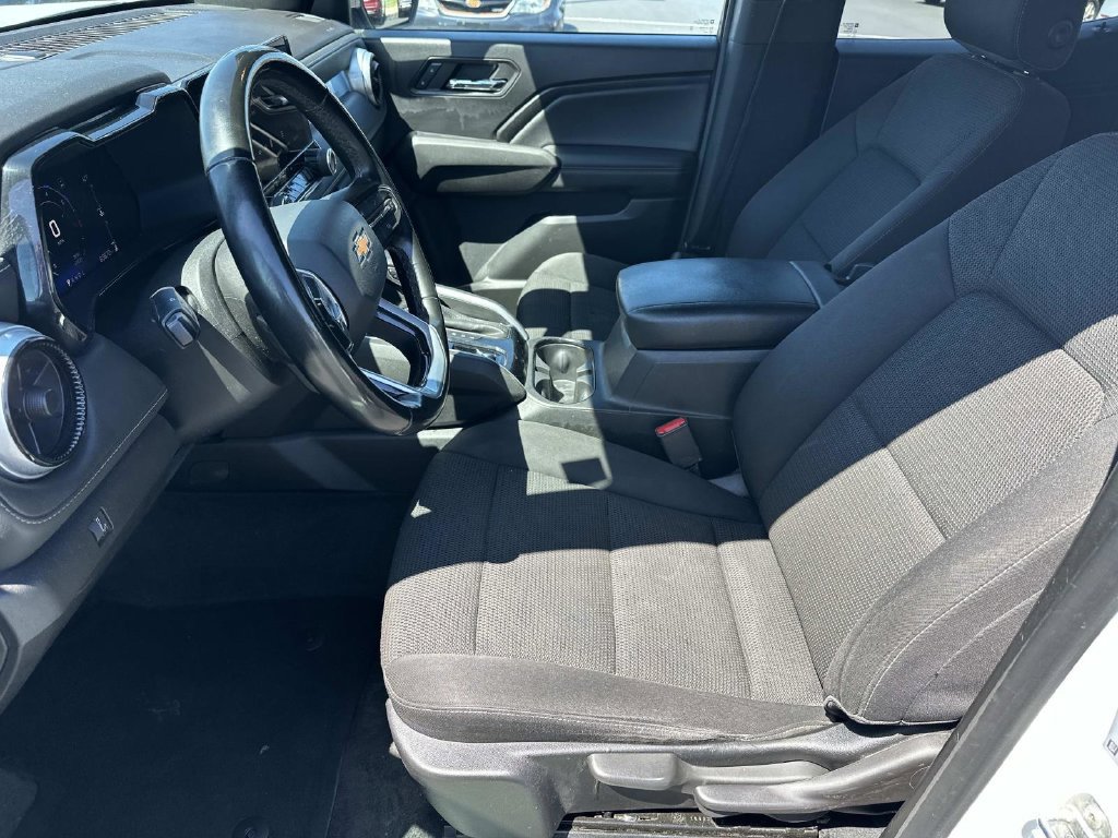 2023 Chevrolet Colorado LT - Photo 19