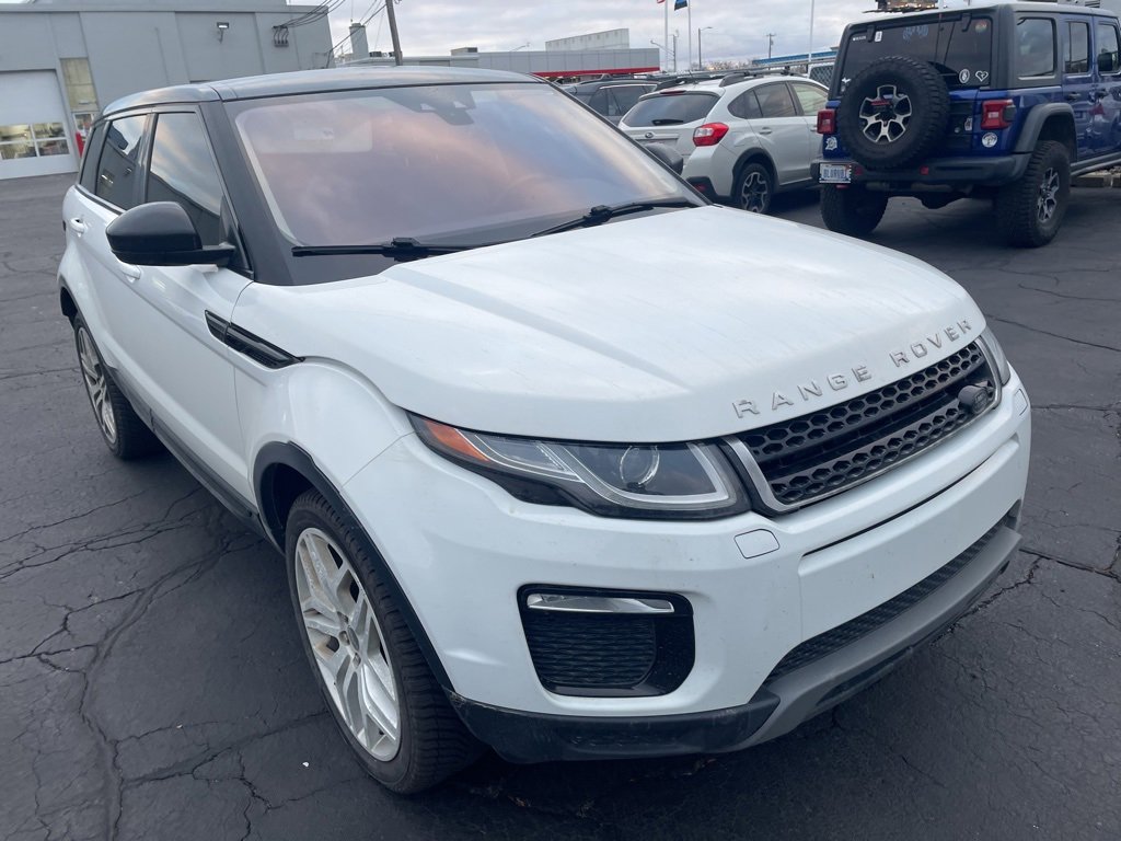 2017 Land Rover Range Rover Evoque SE photo 3