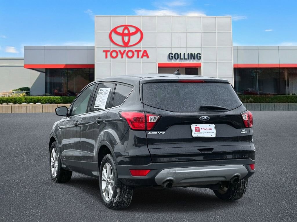 Used 2019 Ford Escape SE Sport Utility