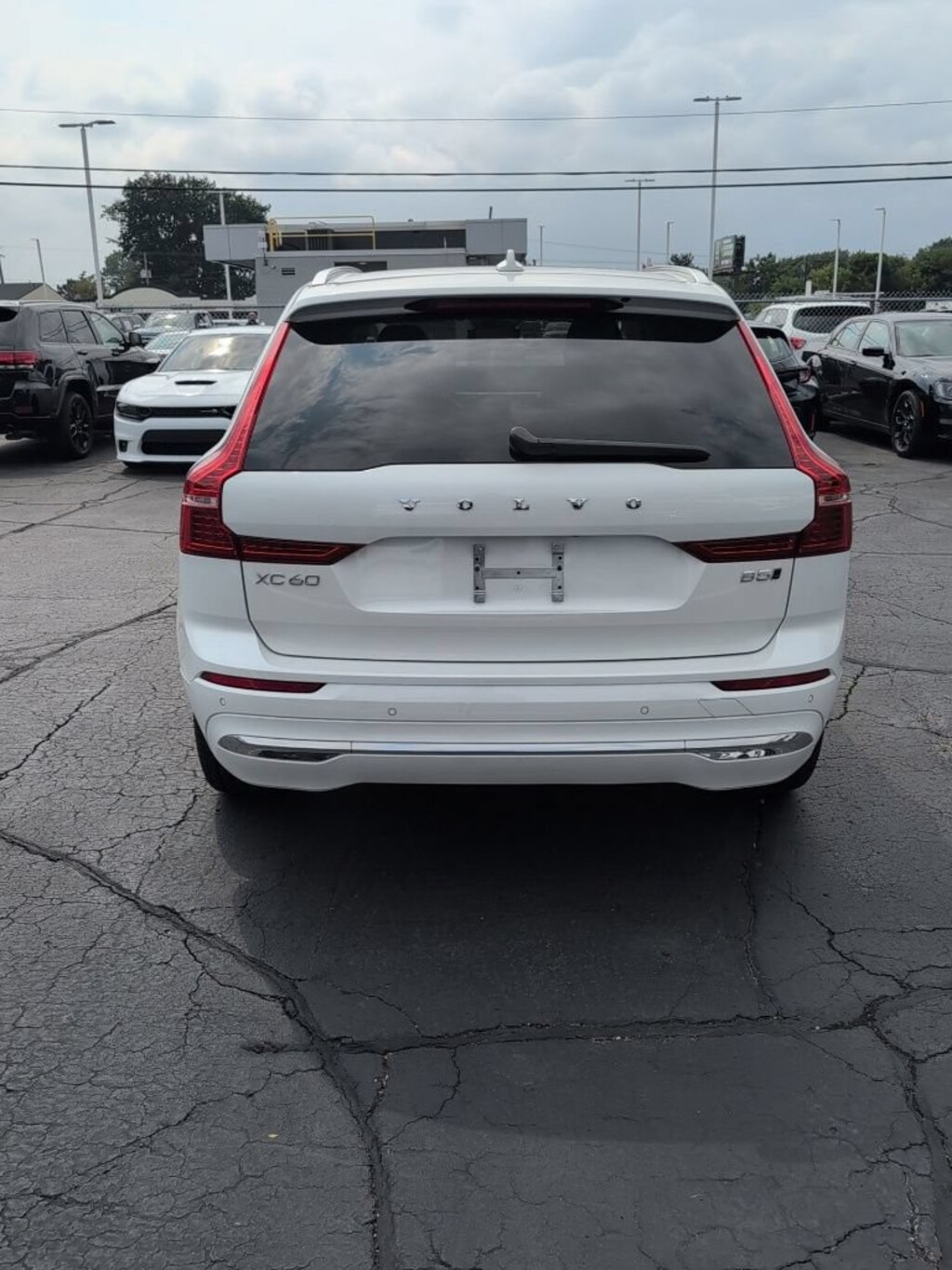 Used 2023 Volvo XC60 B5 Plus Bright Theme Sport Utility