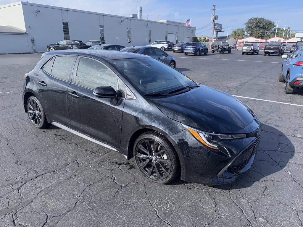 Certified 2022 Toyota Corolla Hatchback SE Nightshade Edition Hatchback