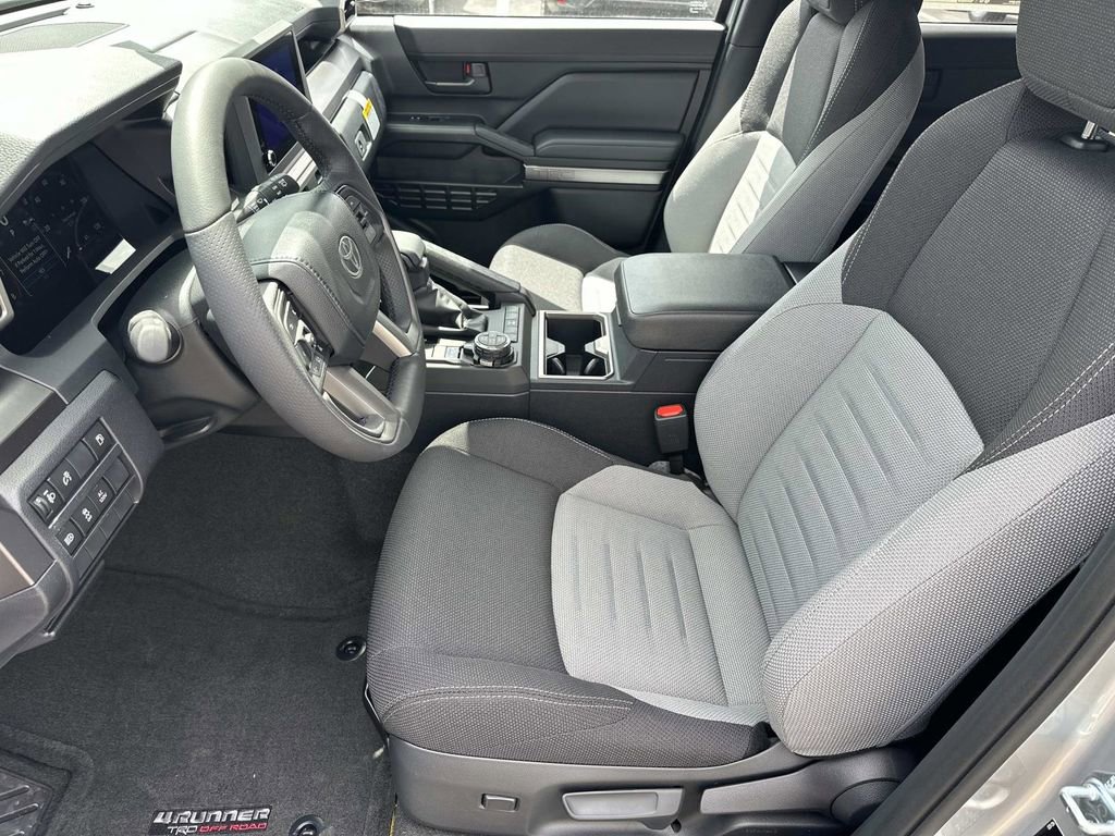 2026 Toyota 4Runner TRD Off-Road - Photo 18