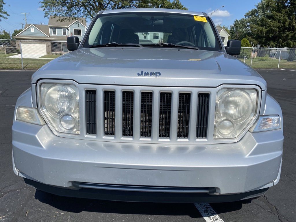 Used 2009 Jeep Liberty Sport with VIN 1J8GN28K09W520431 for sale in Warren, MI