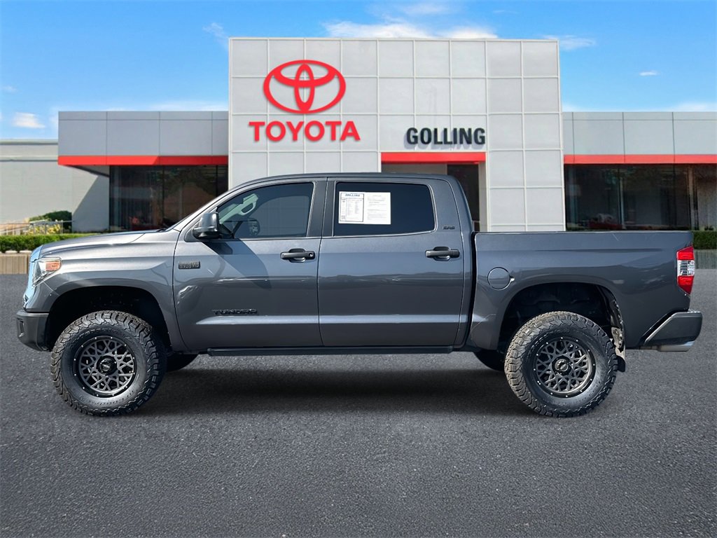 2018 Toyota Tundra SR5 photo 2