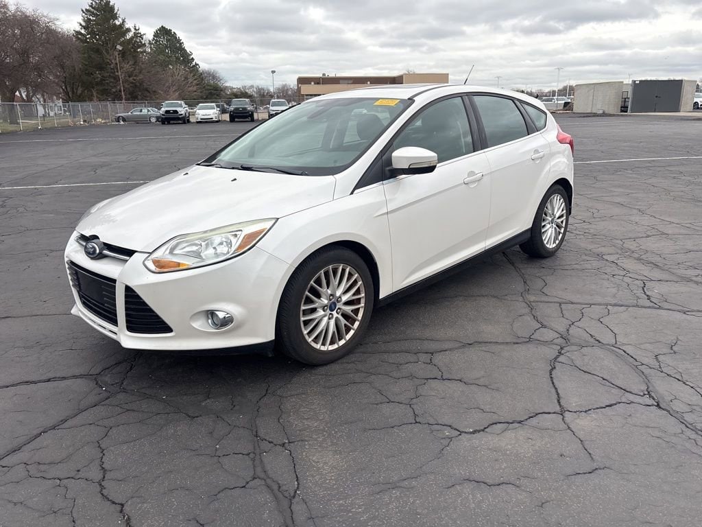 Used 2012 Ford Focus SEL with VIN 1FAHP3M28CL434848 for sale in Warren, MI
