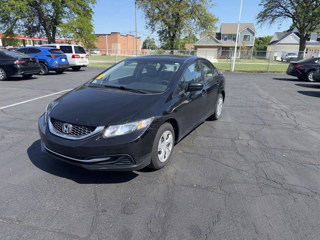 Vehicle Image 2
