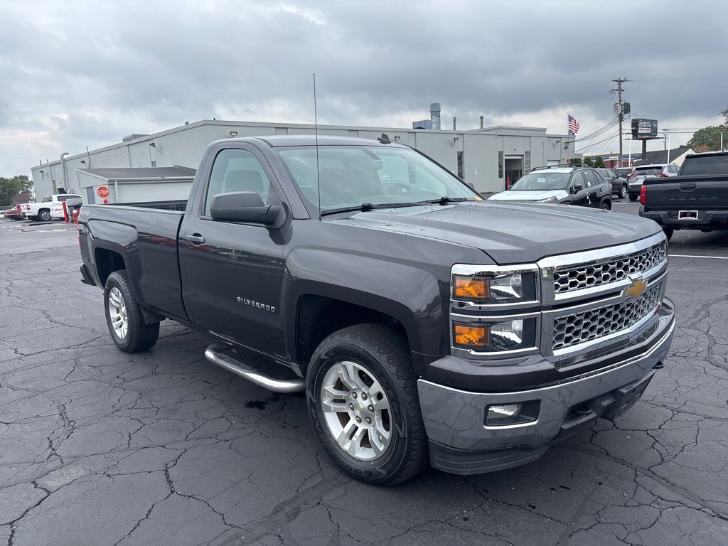 2014 Chevrolet Silverado 1500 LT photo 4
