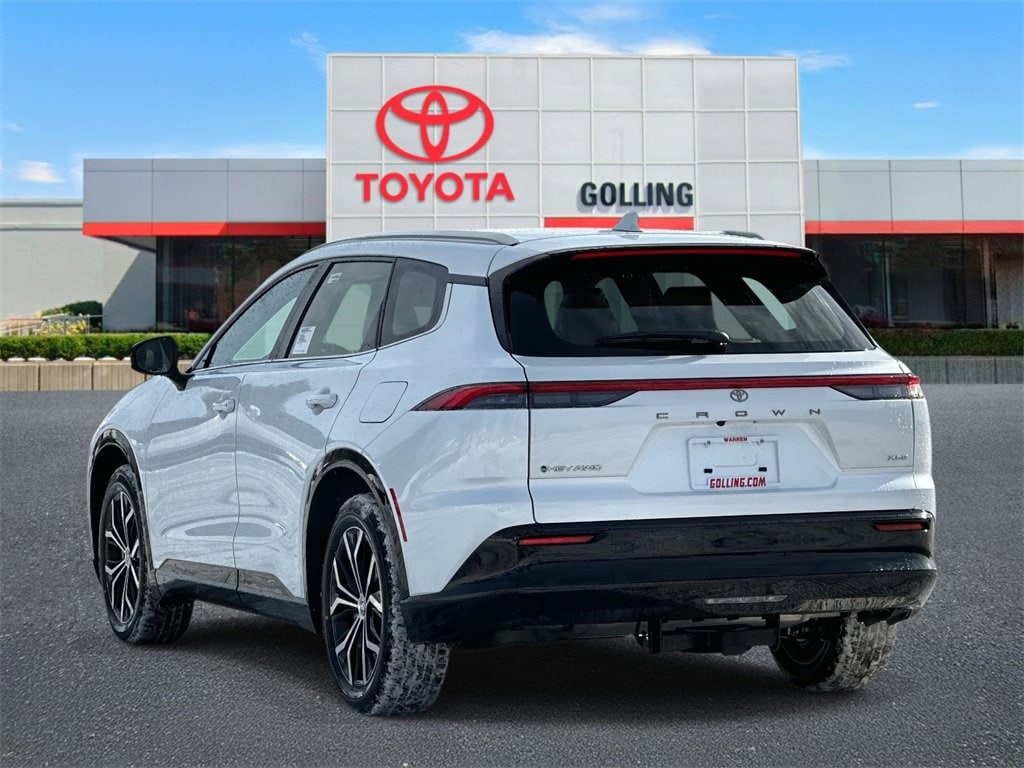 New 2026 Toyota Crown Signia XLE XLE