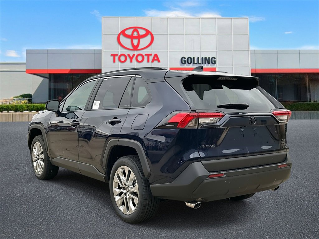 2025 Toyota RAV4 XLE Premium photo 3