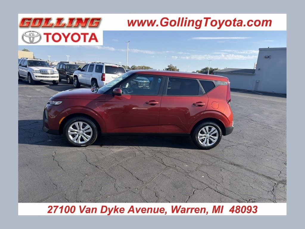 Used 2021 Kia Soul LX with VIN KNDJ23AU0M7755535 for sale in Warren, MI
