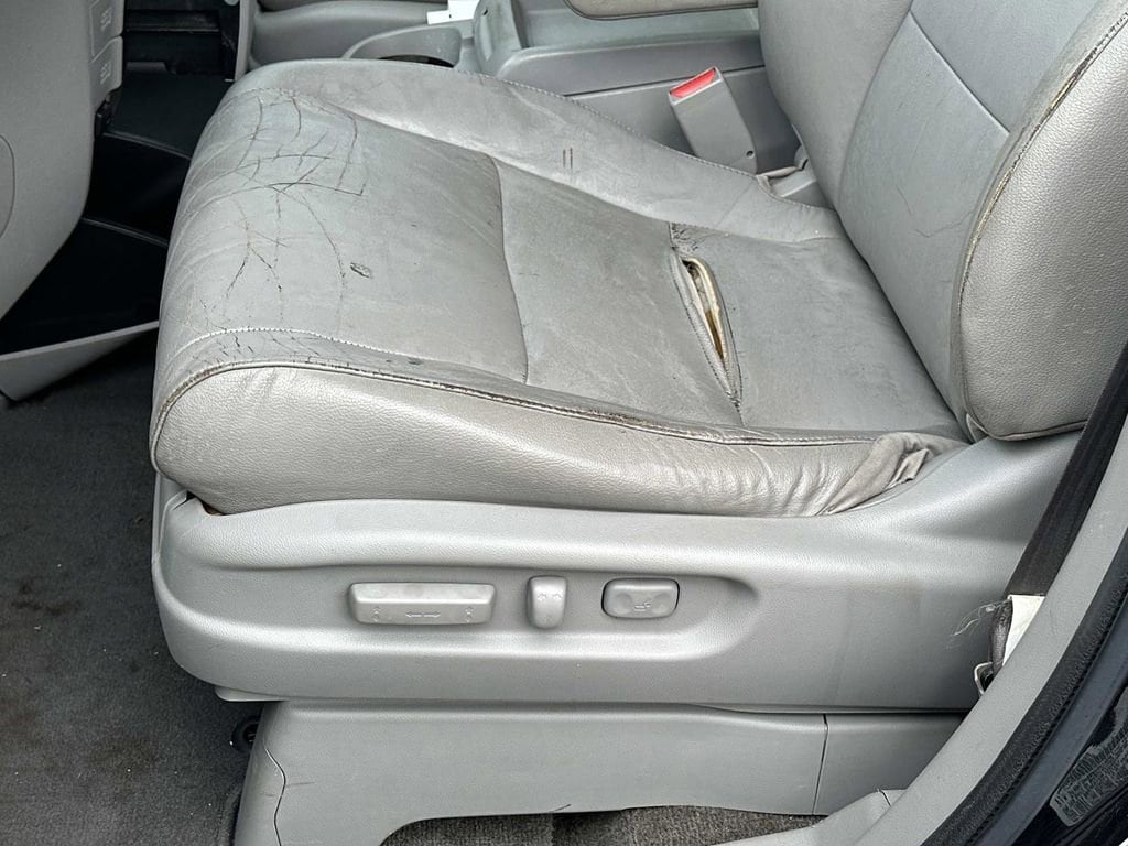 2011 Honda Odyssey Touring - Photo 18