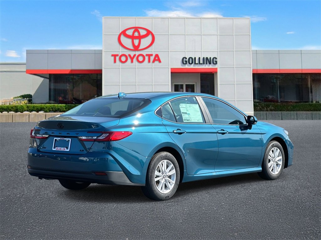 2026 Toyota Camry LE photo 2