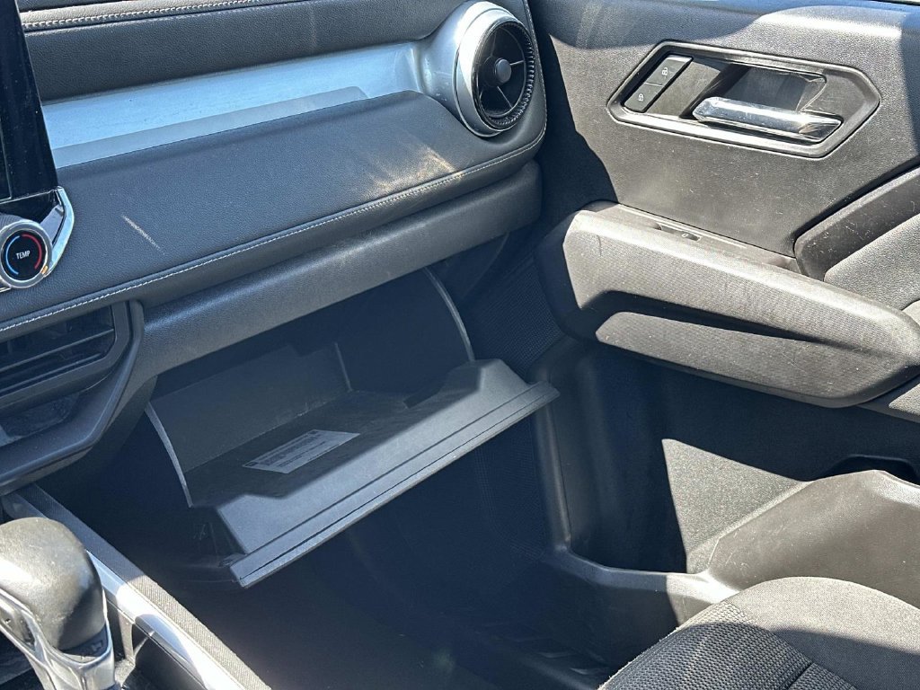 2023 Chevrolet Colorado LT - Photo 31