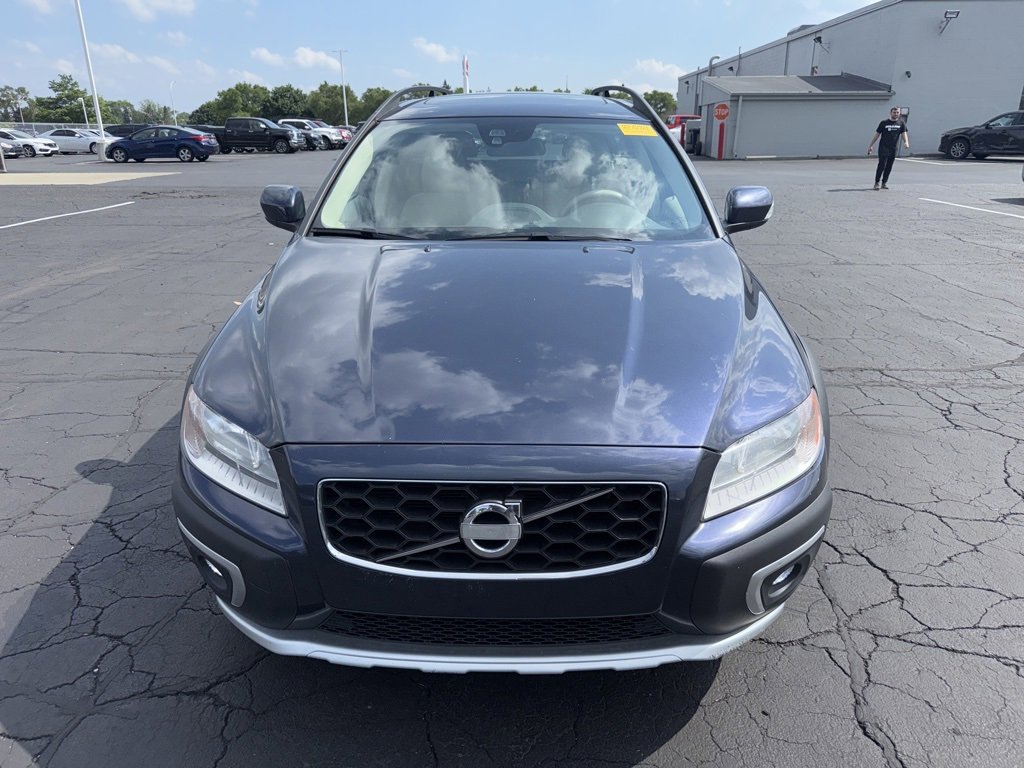Used 2014 Volvo XC70 T6 with VIN YV4902BZXE1180942 for sale in Warren, MI
