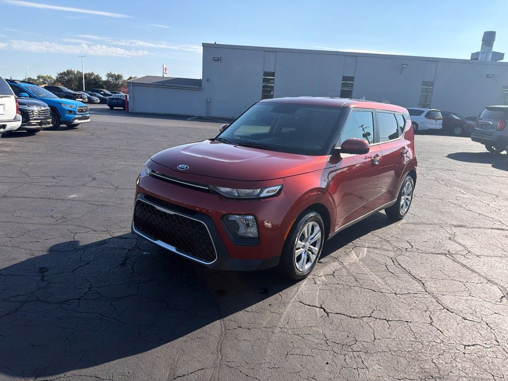 Used 2021 Kia Soul LX with VIN KNDJ23AU0M7755535 for sale in Warren, MI