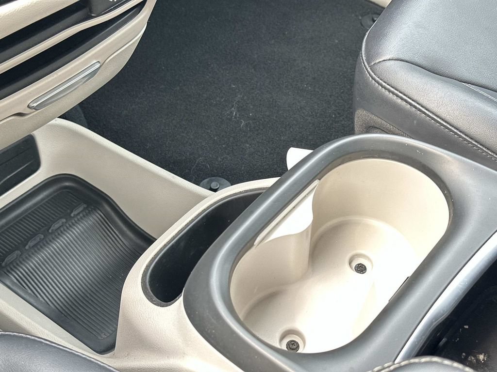 Photo 33