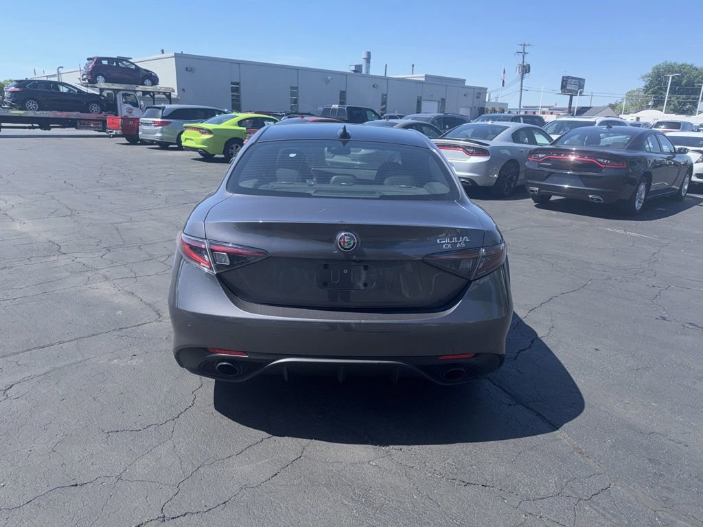 2025 Alfa Romeo Giulia Base - Photo 7