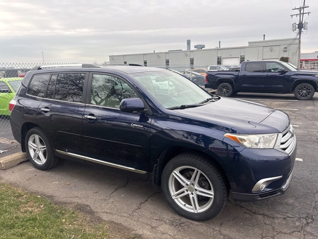 Used 2011 Toyota Highlander Limited Sport Utility