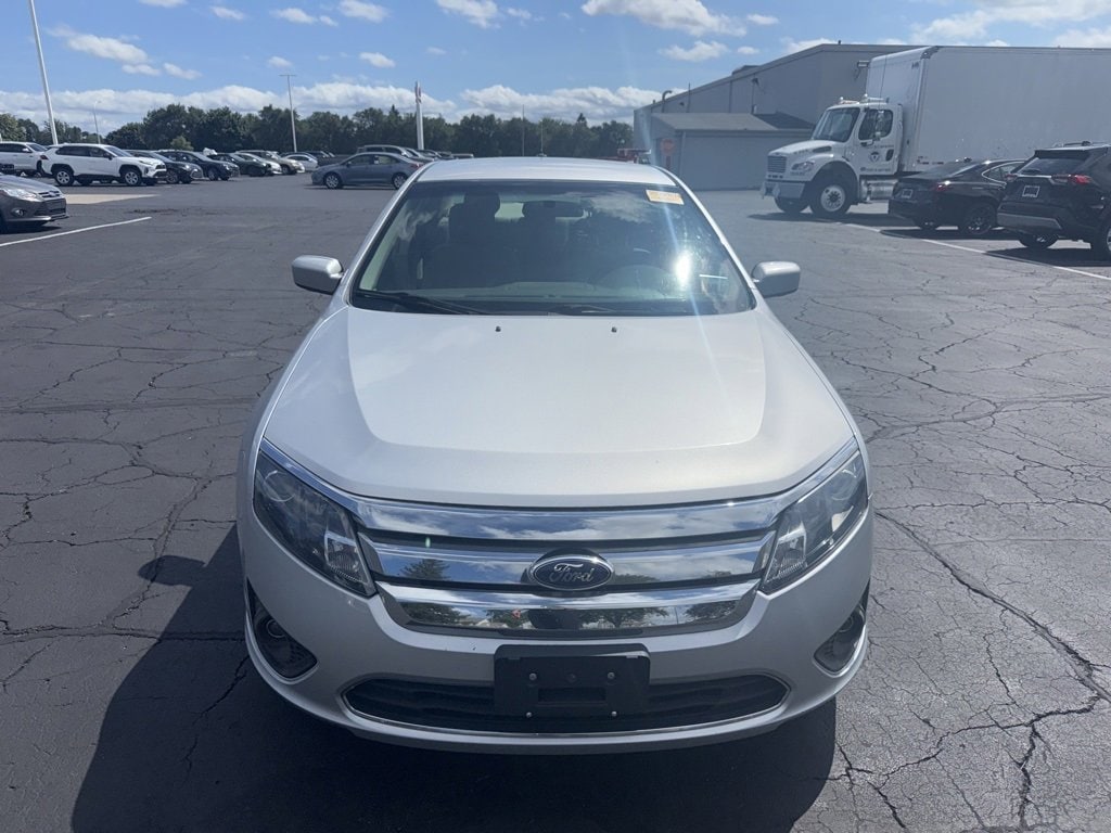 Used 2011 Ford Fusion SE with VIN 3FAHP0HA2BR176911 for sale in Warren, MI