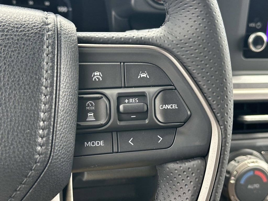 2026 Toyota 4Runner TRD Off-Road - Photo 22