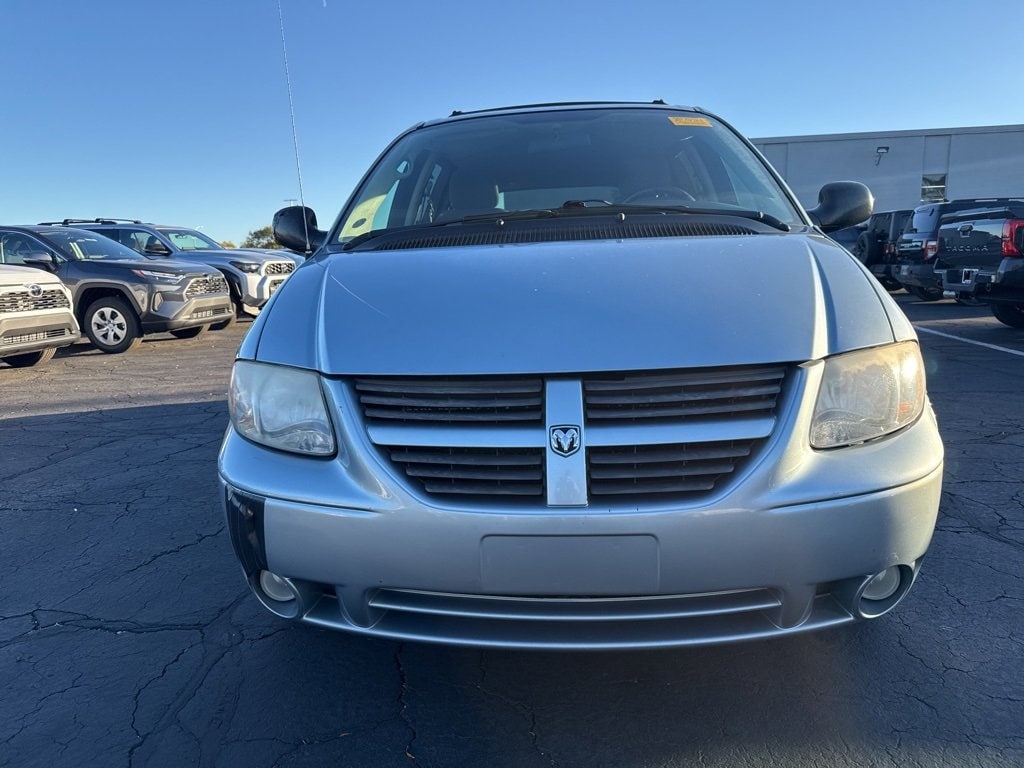 Used 2005 Dodge Grand Caravan SXT Passenger Van