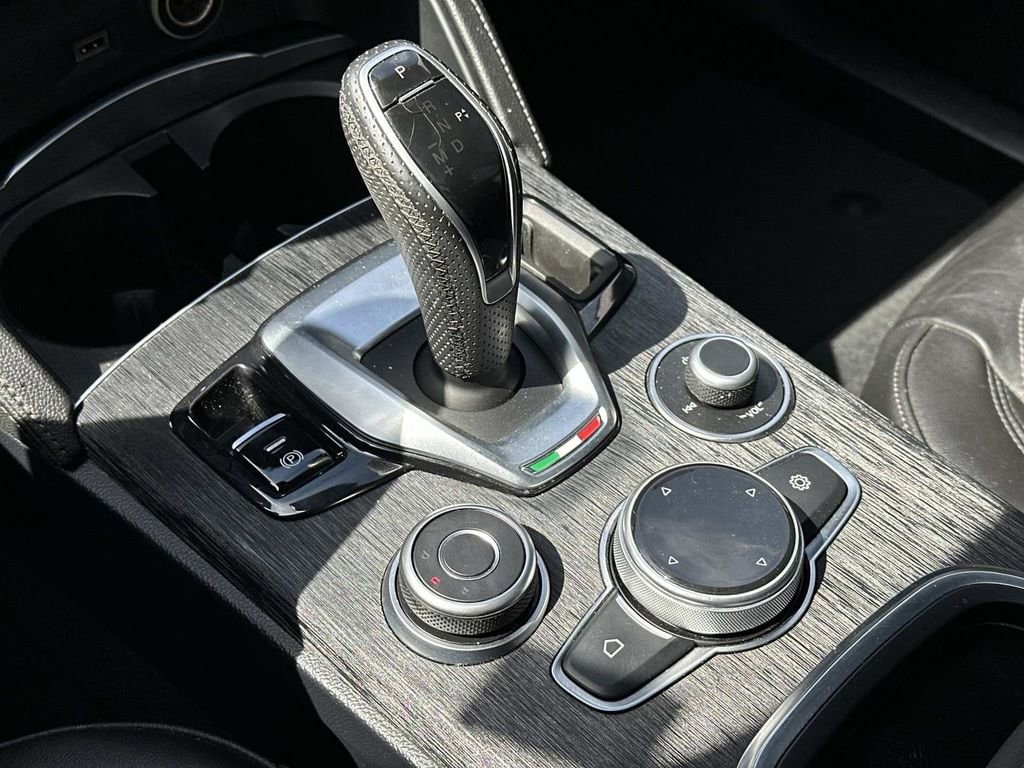 2020 Alfa Romeo Stelvio Sport - Photo 33