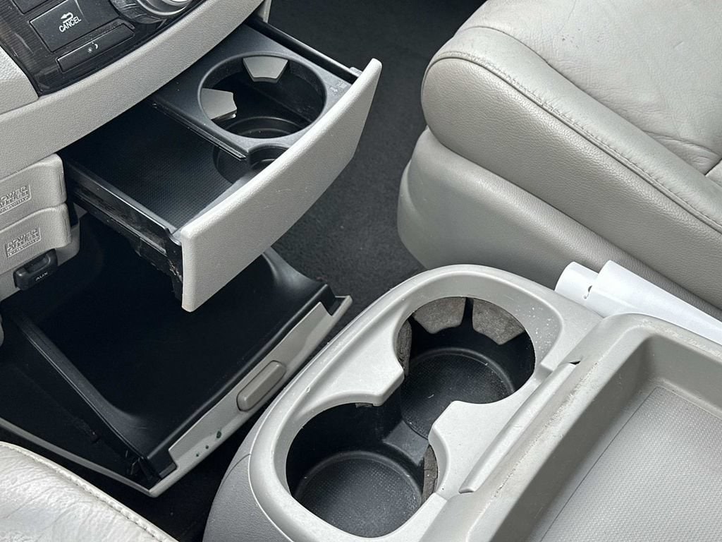 2011 Honda Odyssey Touring - Photo 34