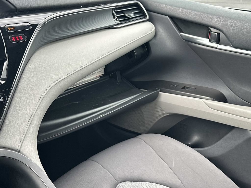 2023 Toyota Camry LE - Photo 32