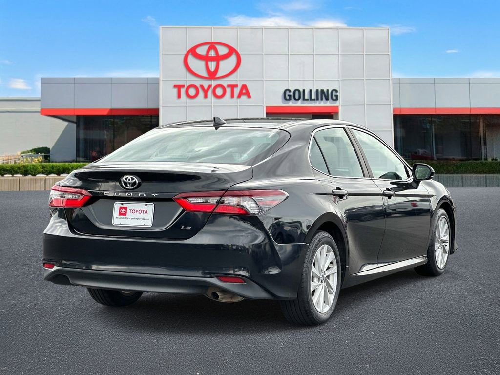 2023 Toyota Camry LE - Photo 5